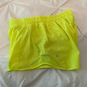 Lululemon Hotty Hot shorts